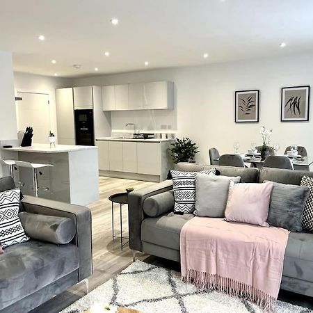 Luxury 3 Bed House W Parking & Garden! 1 Villa Bournemouth Exteriör bild