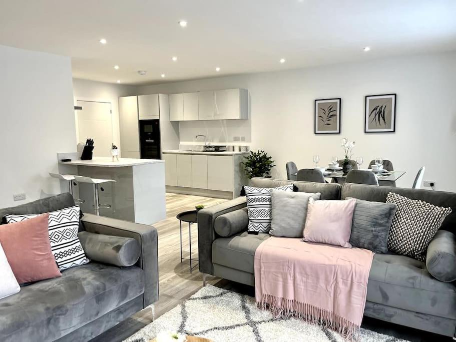 Luxury 3 Bed House W Parking & Garden! 1 Villa Bournemouth Exteriör bild