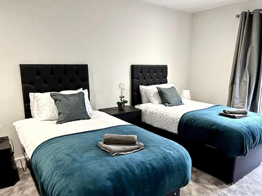 Luxury 3 Bed House W Parking & Garden! 1 Villa Bournemouth Exteriör bild