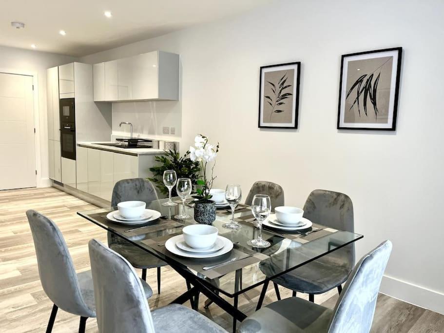 Luxury 3 Bed House W Parking & Garden! 1 Villa Bournemouth Exteriör bild