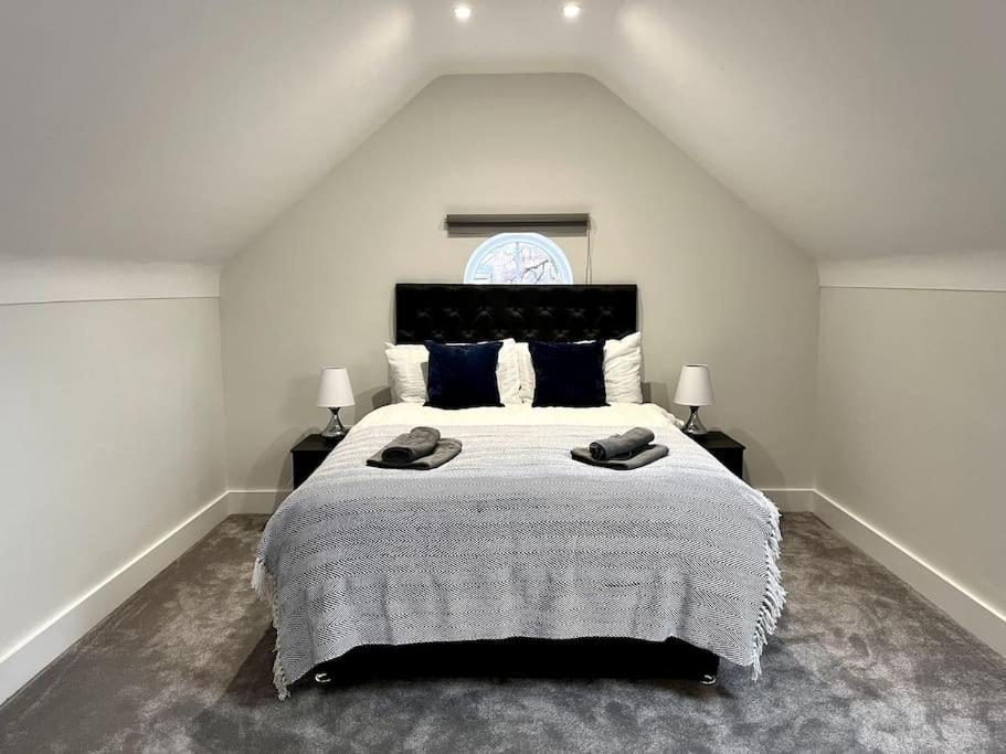 Luxury 3 Bed House W Parking & Garden! 1 Villa Bournemouth Exteriör bild